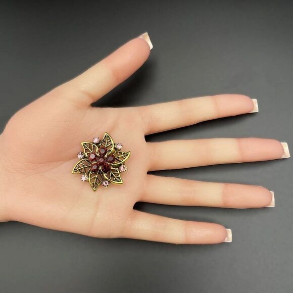 Yellow Gold with Light and Dark Purple Amethyst Crystal Flower Pin Back Brooch - Picture 7 of 7